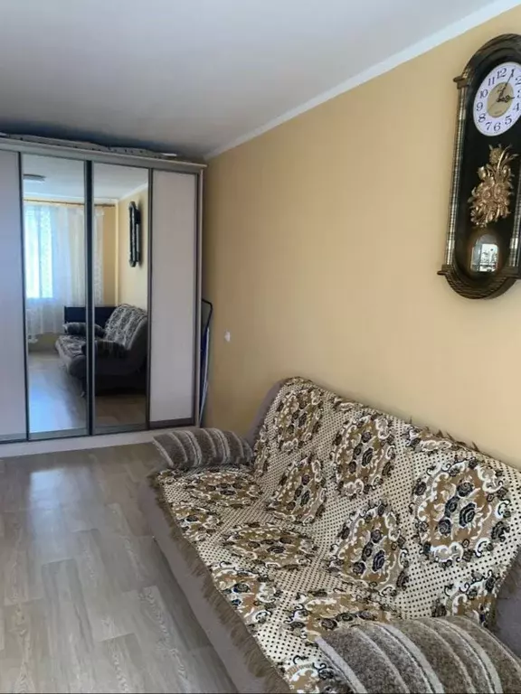 1-к кв. Красноярский край, Красноярск ул. Анатолия Гладкова, 18 (30.0 ... - Фото 0