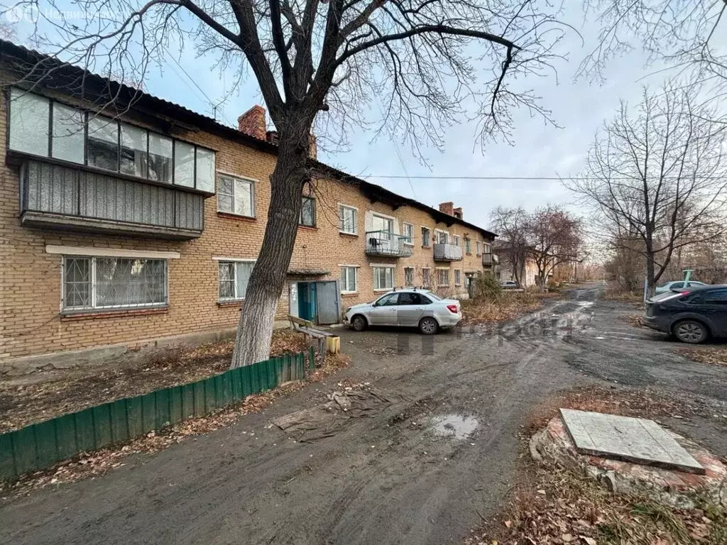 3-комнатная квартира: Троицк, улица имени Т.Д. Дерибаса, 4 (55.2 м) - Фото 1