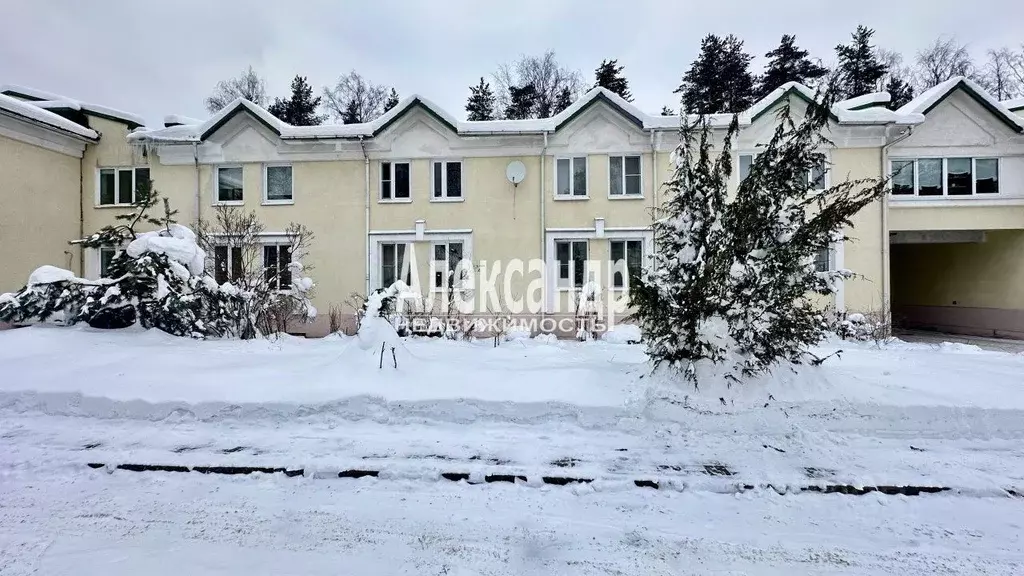 Таунхаус в Ленинградская область, Всеволожск Октябрьский просп., 104 ... - Фото 1