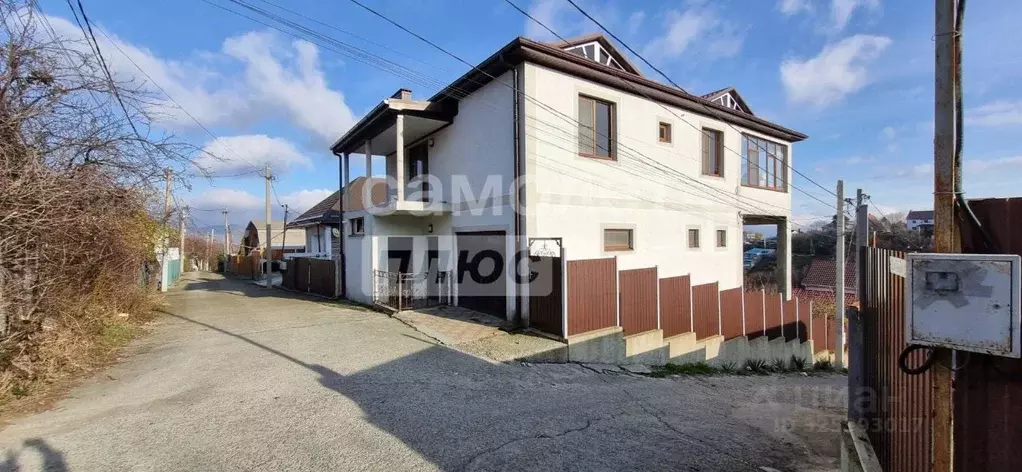 Коттедж в Краснодарский край, Новороссийск пер. Детский, 4 (150 м) - Фото 1