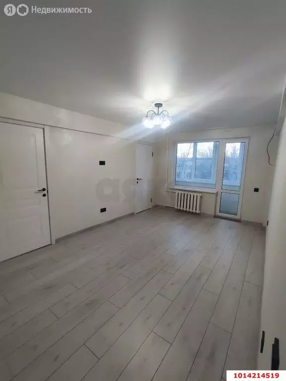 3-комнатная квартира: Краснодар, Уральская улица, 17 (51 м) - Фото 1