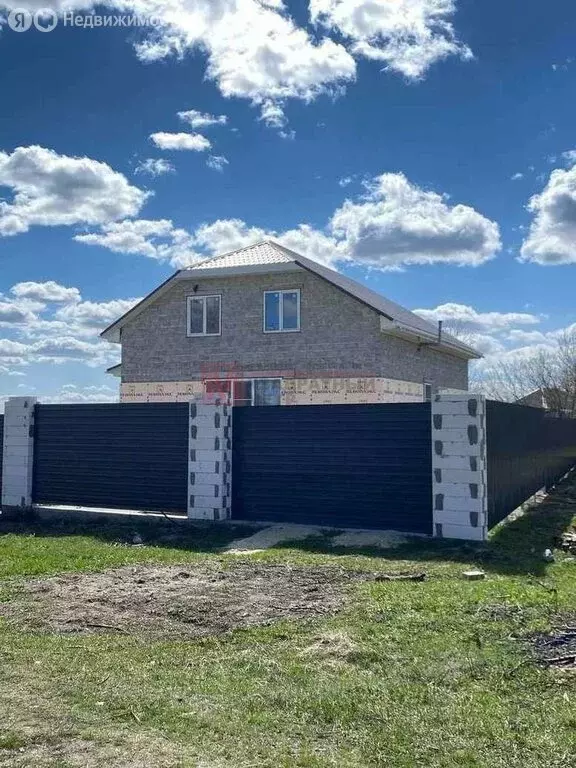 Дом в село Озёрки, Казахстанская улица, 6Б (125 м) - Фото 1