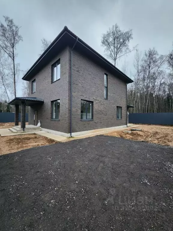 Дом в Москва № 185 кв-л,  (235 м) - Фото 1