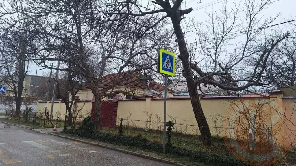 Дом в Симферополь, Батумская улица, 2 (100 м) - Фото 2