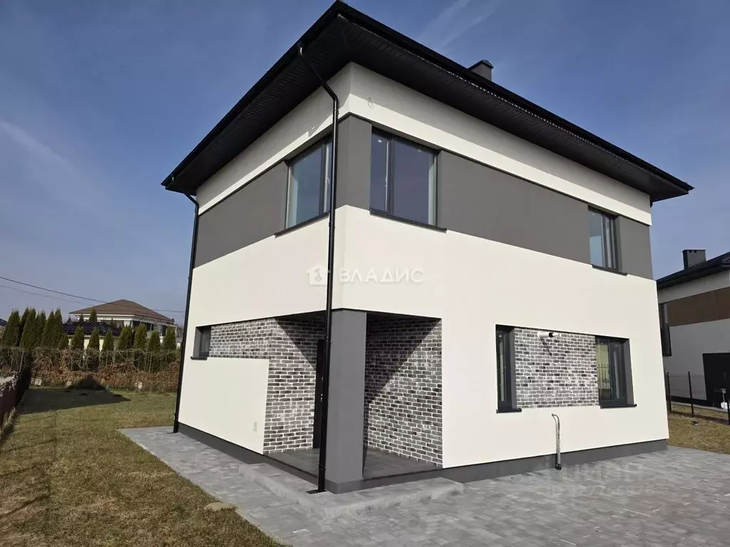 Дом в Калининградская область, Гурьевский муниципальный округ, пос. ... - Фото 1