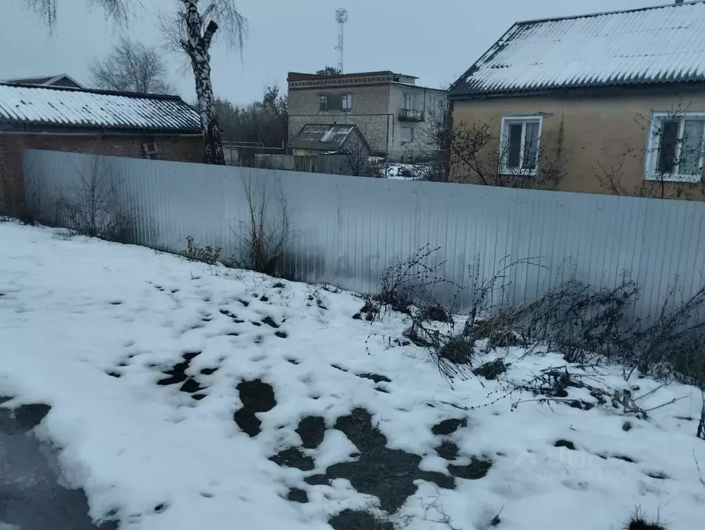 Дом в Саратовская область, Духовницкий район, Новозахаркинское ... - Фото 0