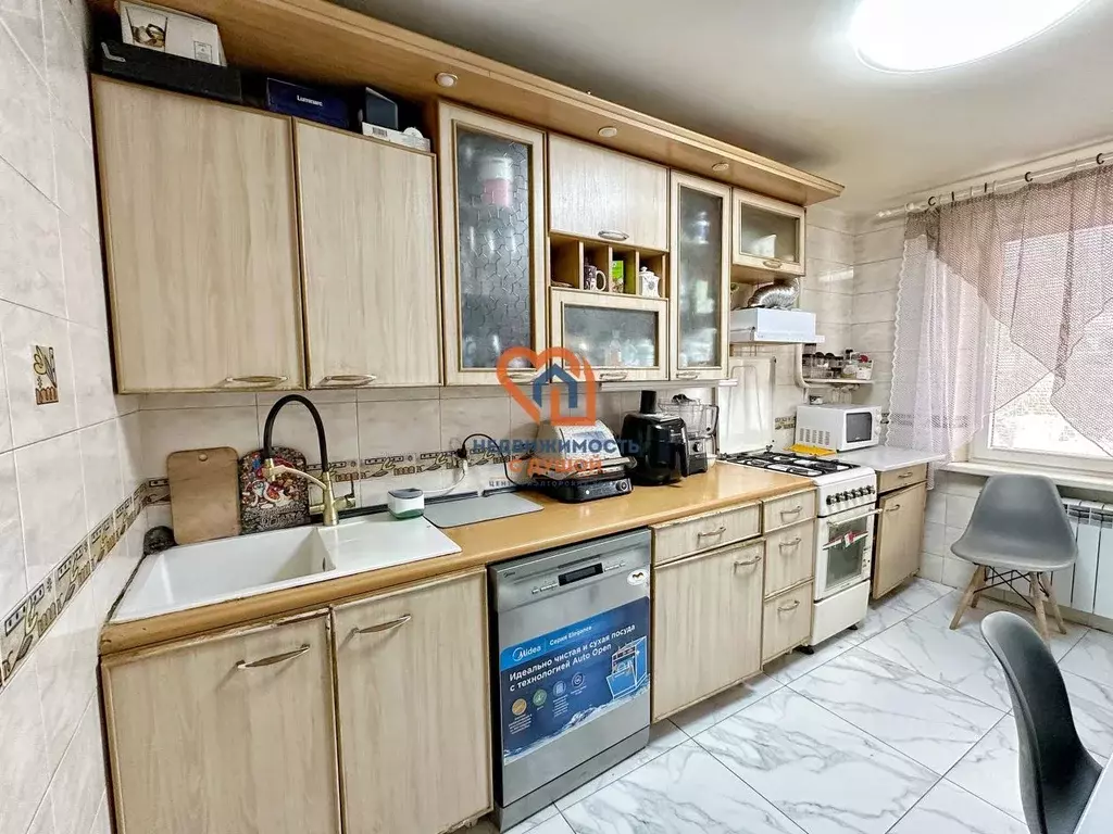 4-к кв. Севастополь ул. Александра Маринеско, 4Б (85.0 м) - Фото 0