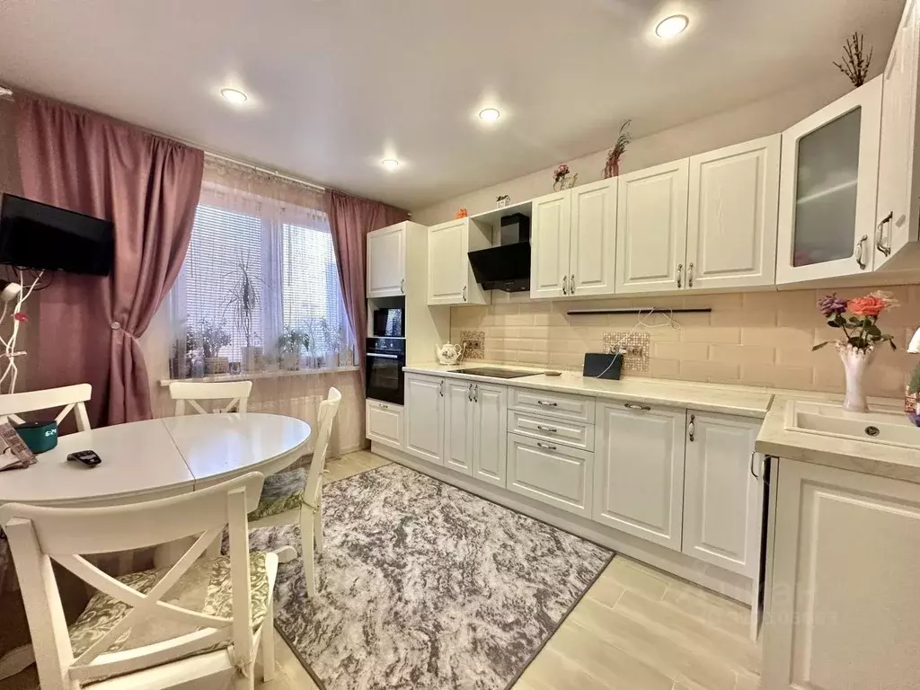 2-к кв. Калужская область, Калуга ул. Минская, 7 (66.5 м) - Фото 1