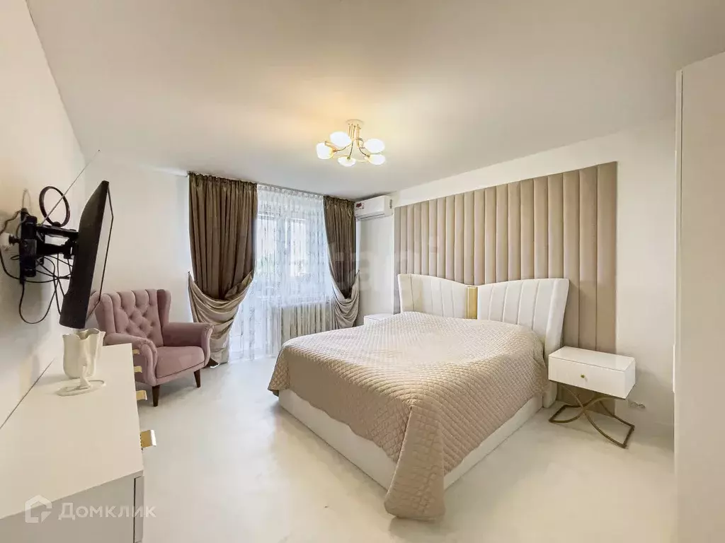 Продаётся 5-к квартира, 145.3 м - Фото 1