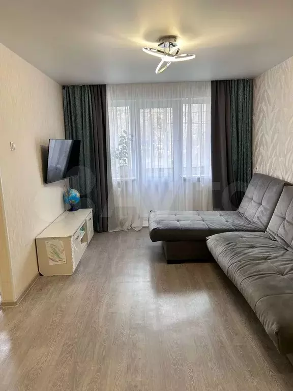 3-к. квартира, 60 м, 2/5 эт. - Фото 0