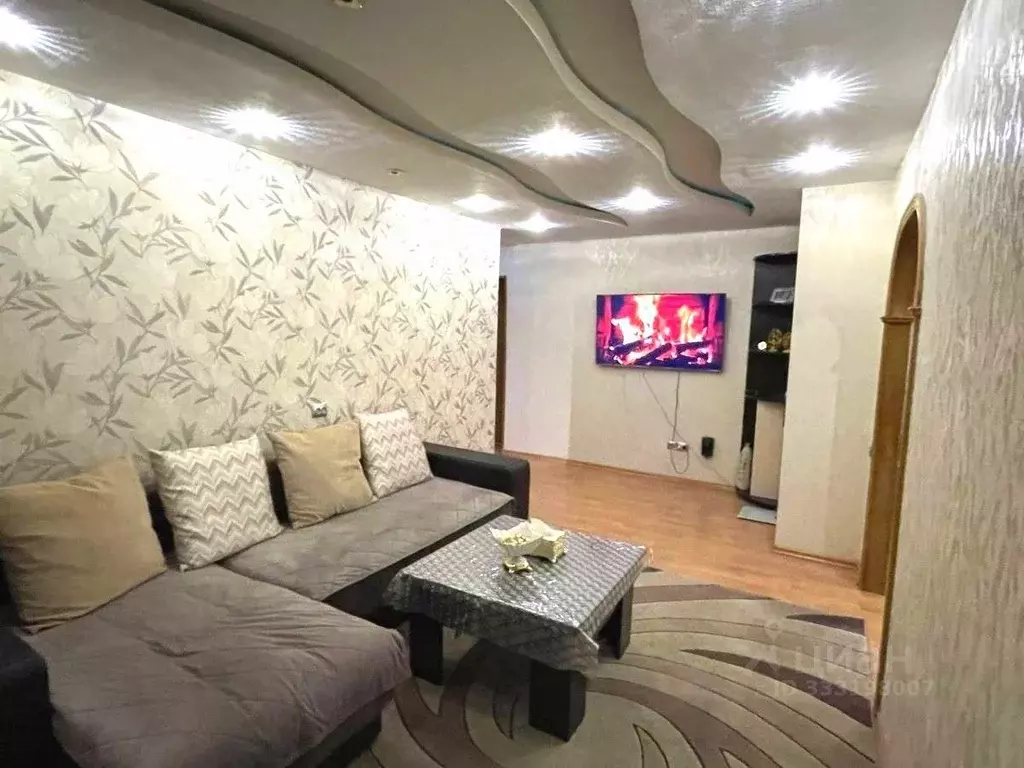 3-к кв. Мурманская область, Мурманск ул. Магомета Гаджиева, 8 (57.0 м) - Фото 1