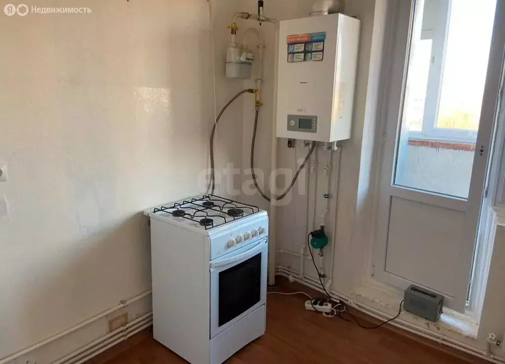 2-комнатная квартира: Строитель, Октябрьская улица, 19 (58.5 м) - Фото 2