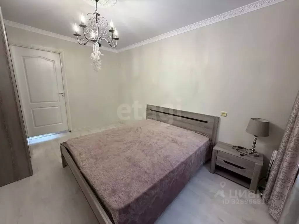 3-к кв. Тюменская область, Тюмень ул. 30 лет Победы, 94 (70.0 м) - Фото 1