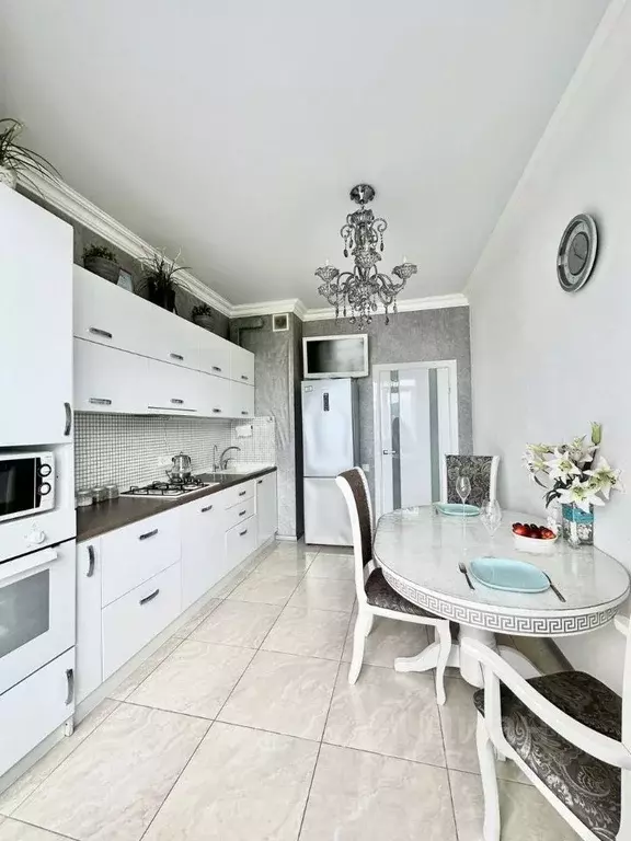 1-к кв. Краснодарский край, Геленджик Приморская ул., 1 (50.0 м) - Фото 1