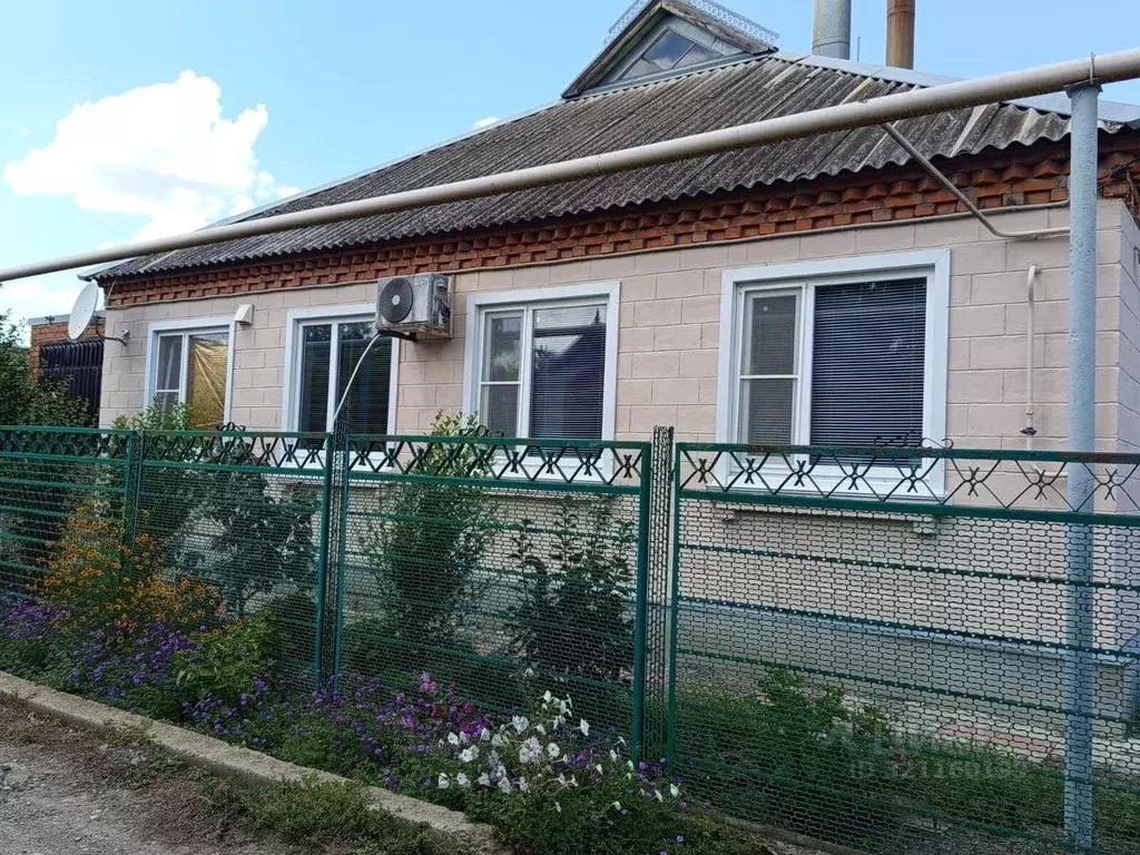 Дом в Краснодарский край, Красноармейский район, Новомышастовское ... - Фото 0