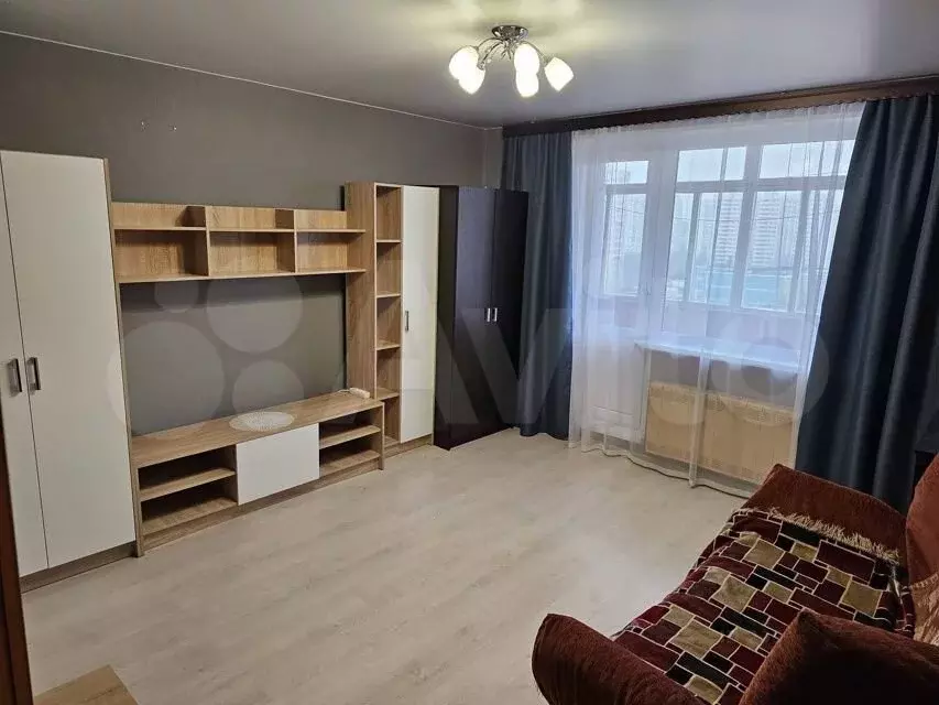 1-к. квартира, 39 м, 9/12 эт. - Фото 1
