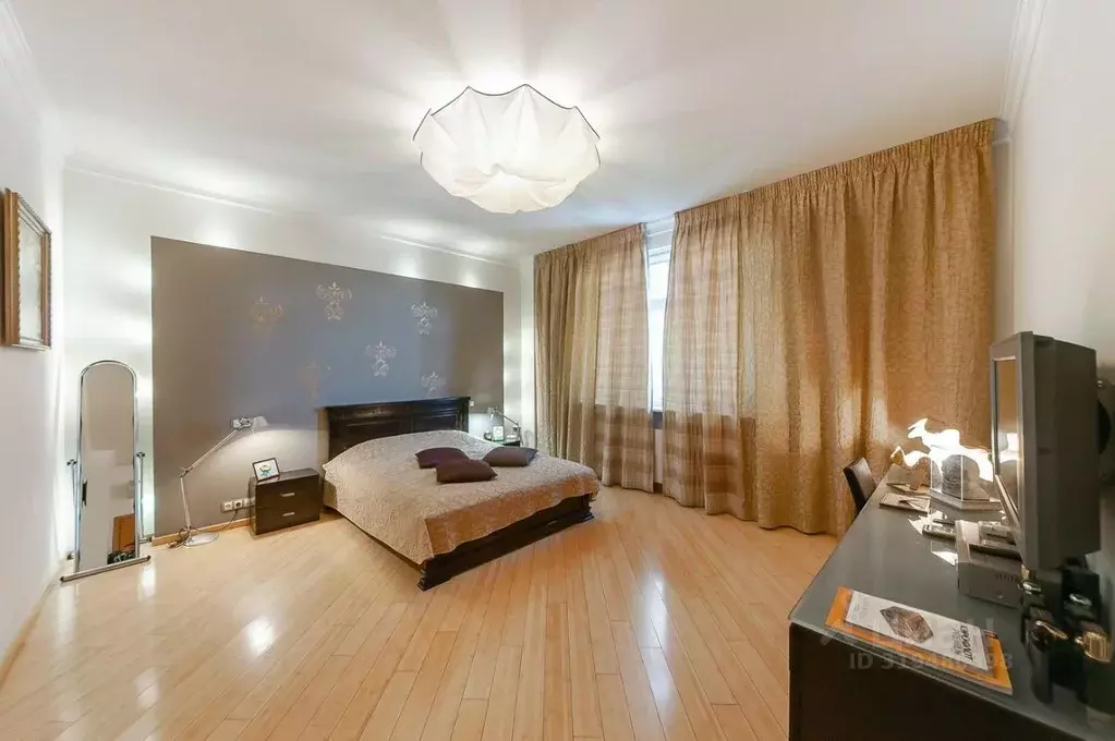 3-к кв. Москва Шмитовский проезд, 16С1 (162.0 м) - Фото 0