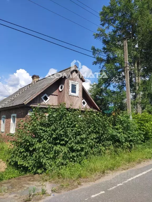 Дом в Ленинградская область, Сланцевский район, Черновское с/пос, д. ... - Фото 1