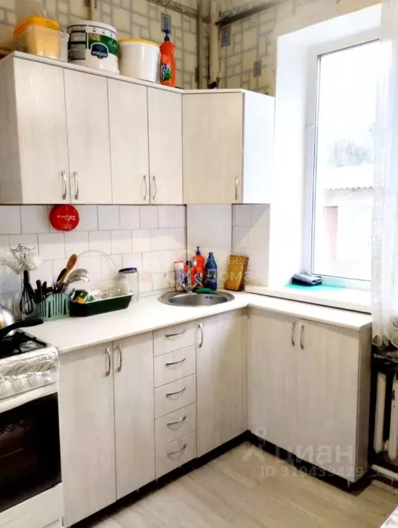 2-к кв. Волгоградская область, Волжский ул. Имени Николая Кухаренко, ... - Фото 0