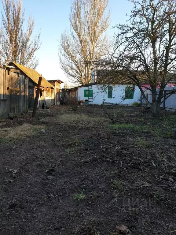 Дом в Ростовская область, Родионово-Несветайское с/пос, Веселый хут.  ... - Фото 0