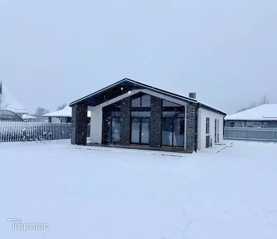 Дом в Калининградская область, Зеленоградск ул. Липовая, 2 (101 м) - Фото 1