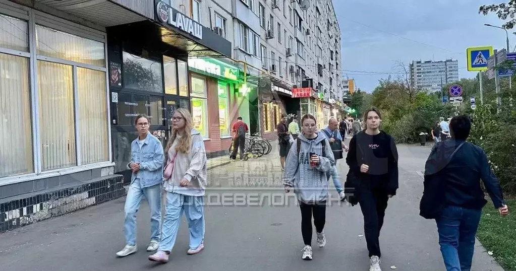 Помещение не топ трафике первое от метро - Фото 0