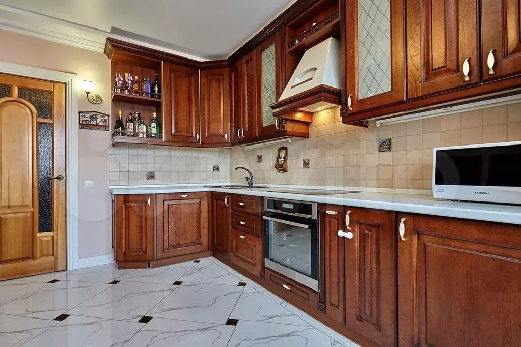2-к. квартира, 69 м, 6/6 эт. - Фото 1