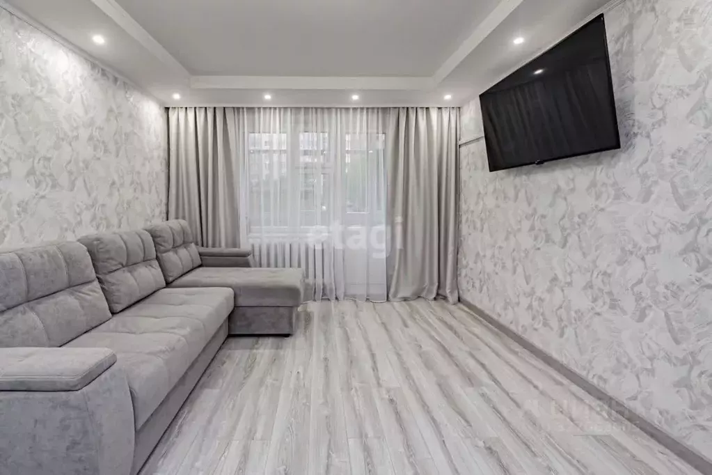 3-к кв. Тюменская область, Тюмень Широтная ул., 173 (91.4 м) - Фото 2