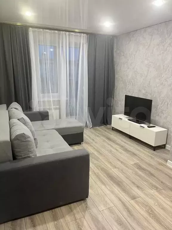 1-к. квартира, 36 м, 9/9 эт. - Фото 0