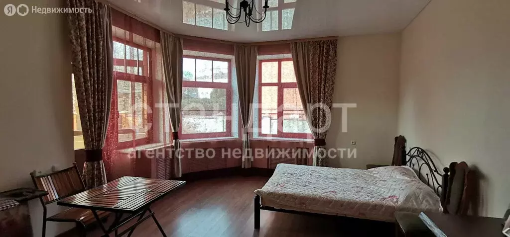 4-комнатная квартира: Ессентуки, Майская улица, 10 (169.4 м) - Фото 1