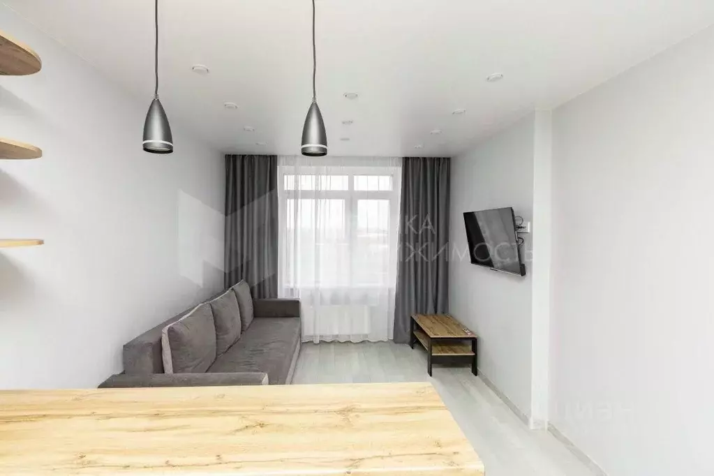 2-к кв. Тюменская область, Тюмень Харьковская ул., 74 (54.6 м) - Фото 1