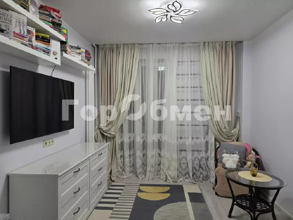 Продается 2-комнатная квартира - Фото 2