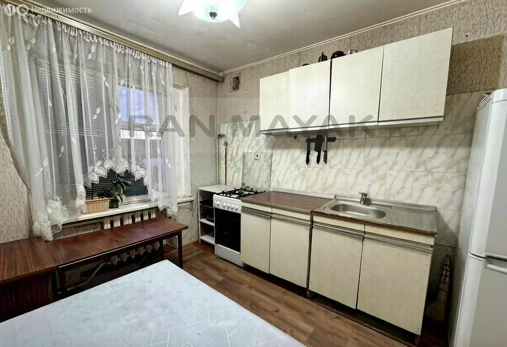 3-комнатная квартира: Майкоп, 7-й переулок, 16 (62.1 м) - Фото 1
