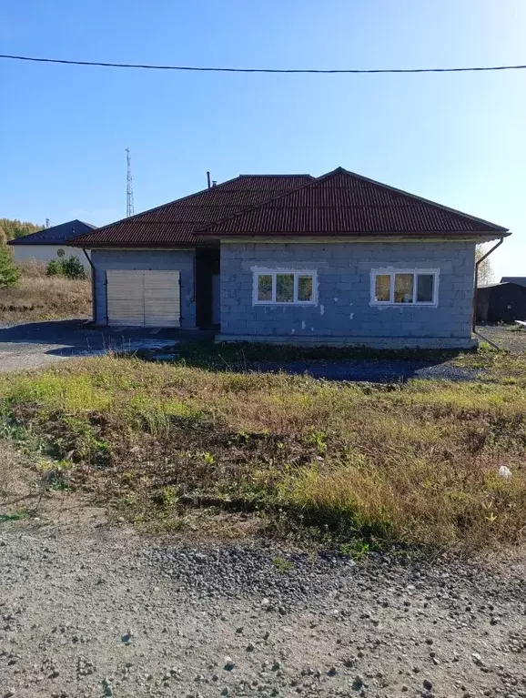 Дом в Свердловская область, Полевской ул. Крутой Яр (149 м) - Фото 0