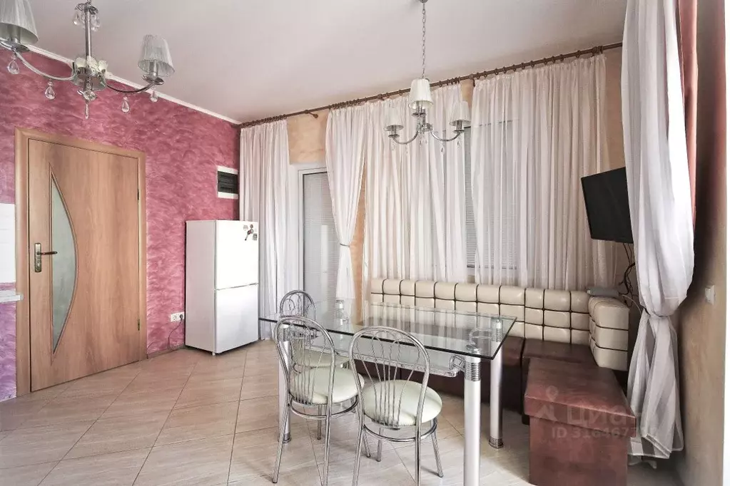 3-к кв. Калининградская область, Пионерский ул. Рензаева, 30 (90.0 м) - Фото 1