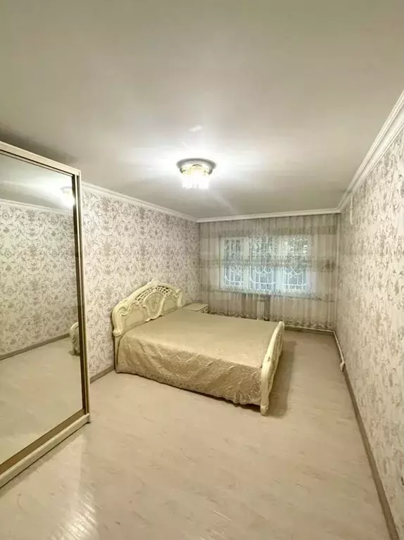 2-к. квартира, 60 м, 1/5 эт. - Фото 1