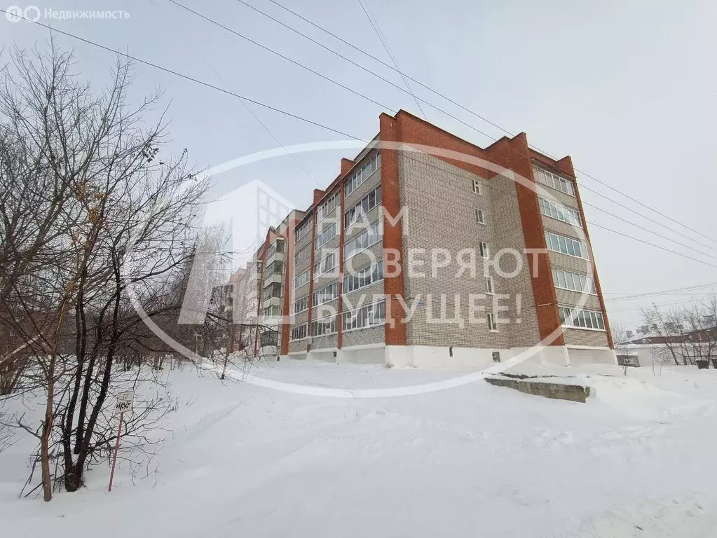 3-комнатная квартира: Чернушка, Парковая улица, 16 (60.4 м) - Фото 2