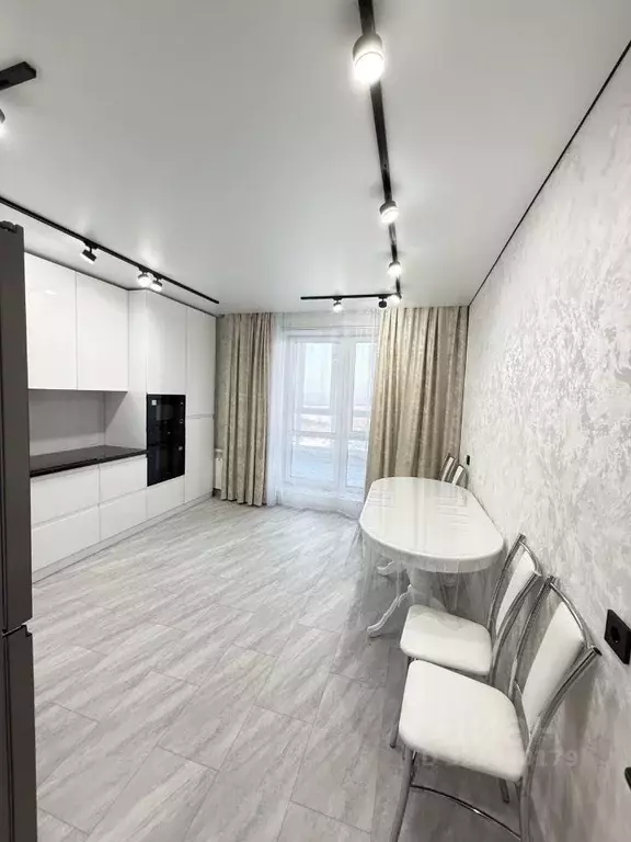 2-к кв. Чувашия, Чебоксары ул. Анатолия Игумнова, 28 (65.5 м) - Фото 1