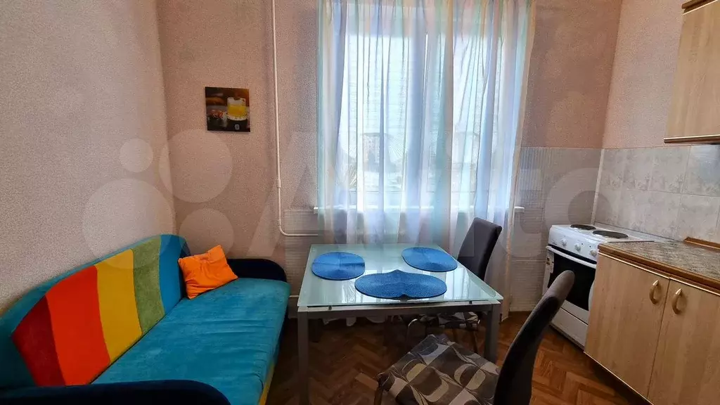 1-к. квартира, 38 м, 6/17 эт. - Фото 1
