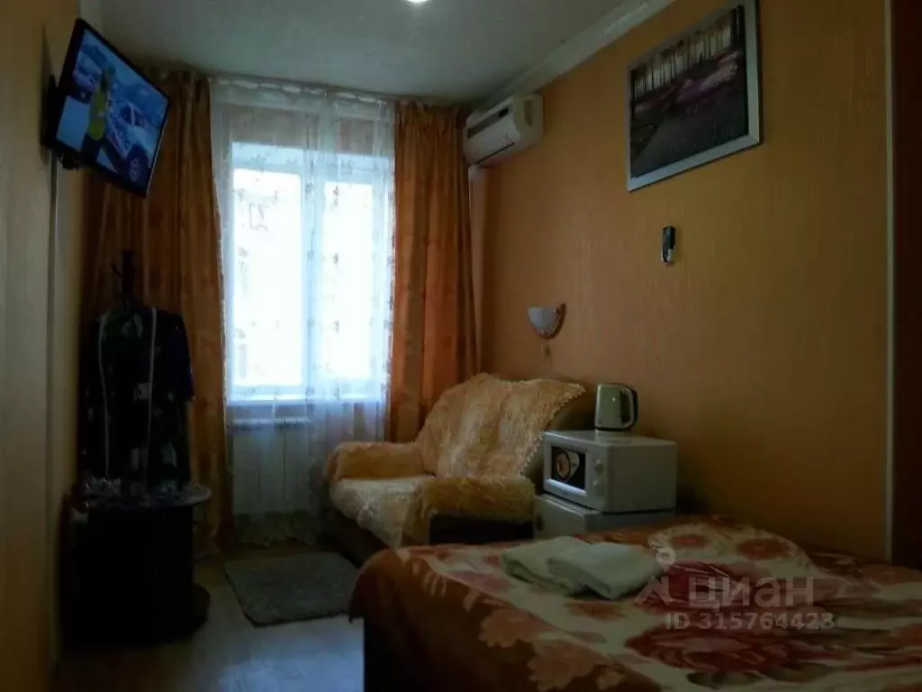 Комната Приморский край, Находка ул. Луначарского, 25 (17.0 м) - Фото 1
