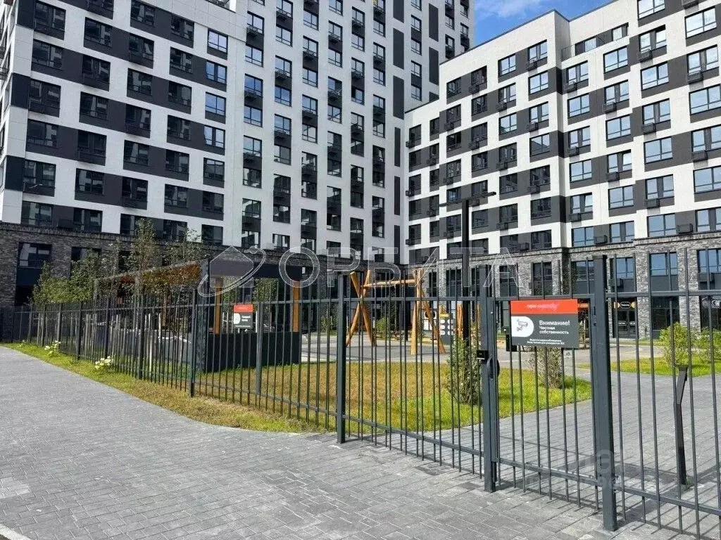 3-к кв. Тюменская область, Тюмень ул. Ветеранов Труда, 36к1 (67.7 м) - Фото 1