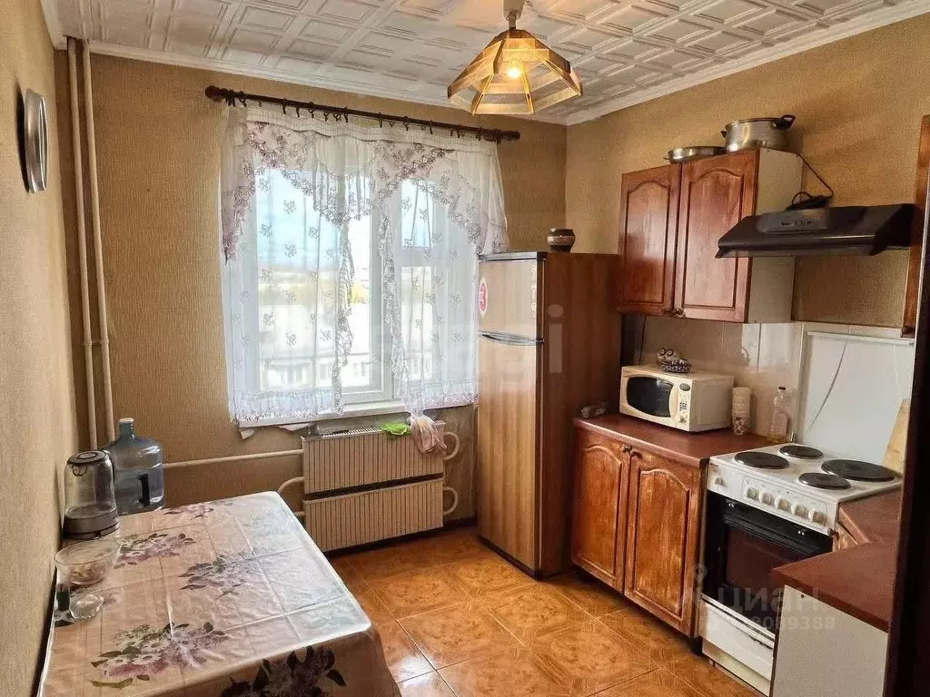 3-к кв. Челябинская область, Челябинск Салютная ул., 21 (62.0 м) - Фото 1