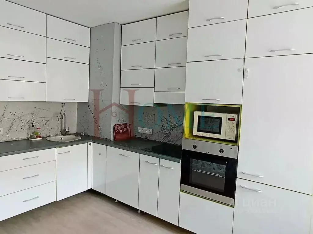 3-к кв. Новосибирская область, Новосибирск ул. Никитина, 2/1 (72.0 м) - Фото 1