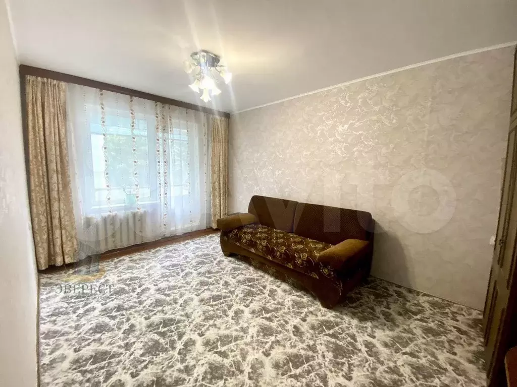 2-к. квартира, 46 м, 5/5 эт. - Фото 0
