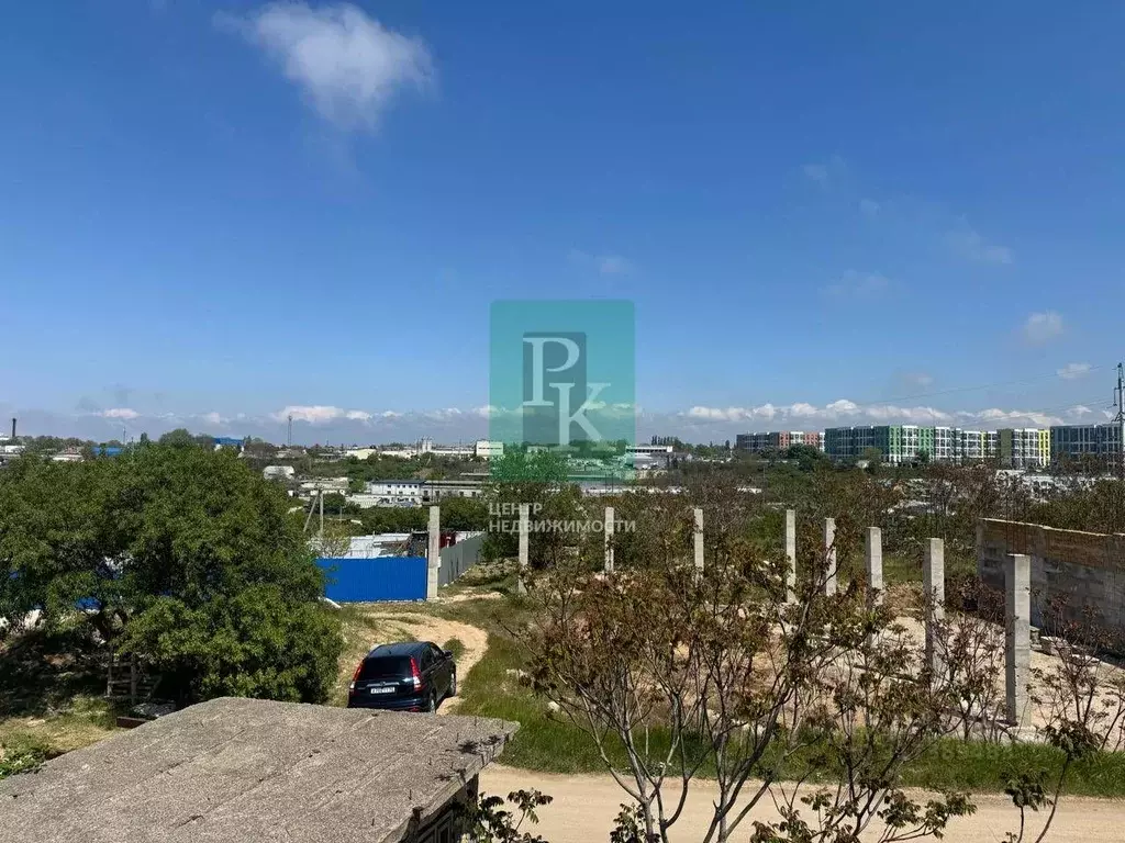 Участок в Севастополь ш. Аэродромное (6.48 сот.) - Фото 0