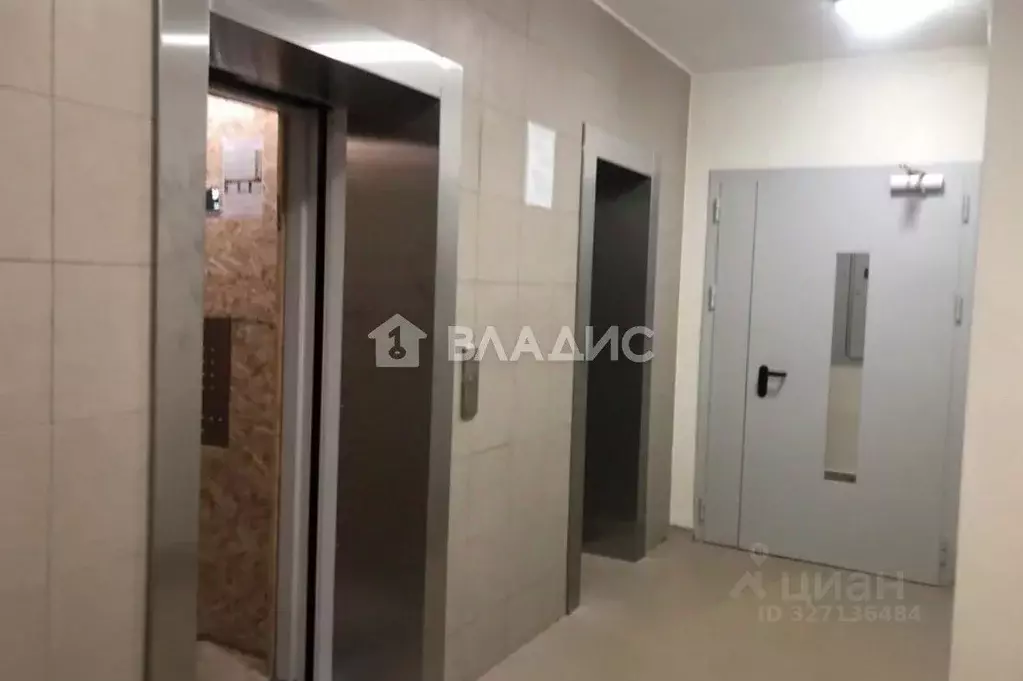 3-к кв. Москва ул. Сочинская, 8 (80.0 м) - Фото 1