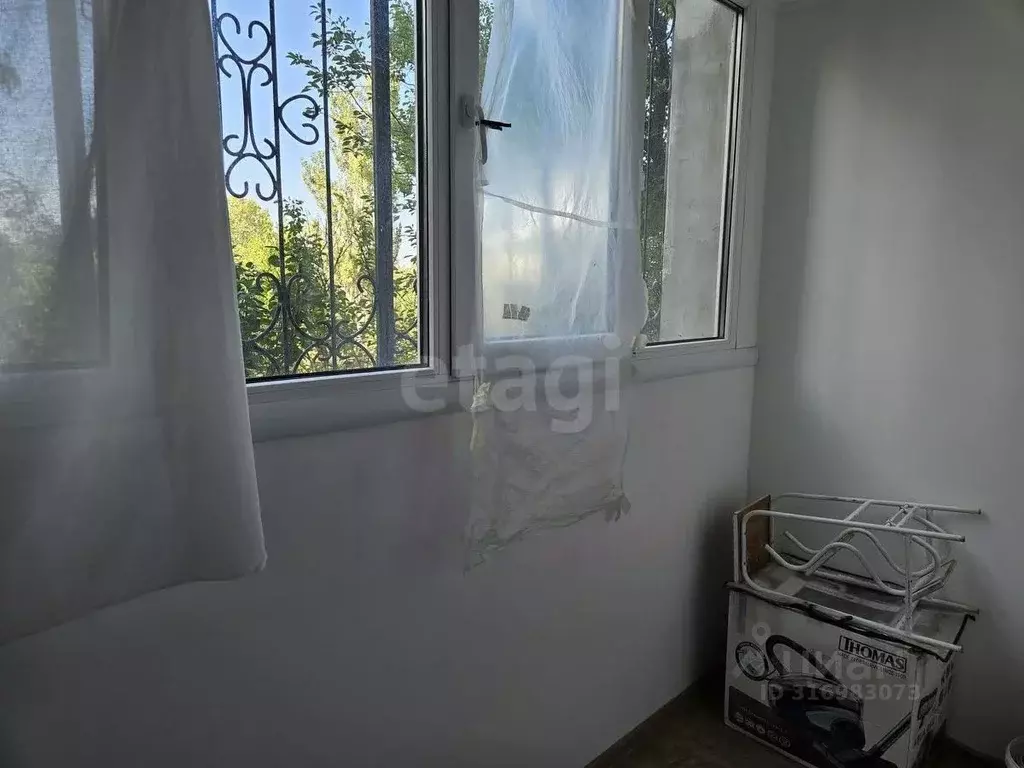 2-к кв. Севастополь ул. Генерала Мельника, 9 (49.6 м) - Фото 0
