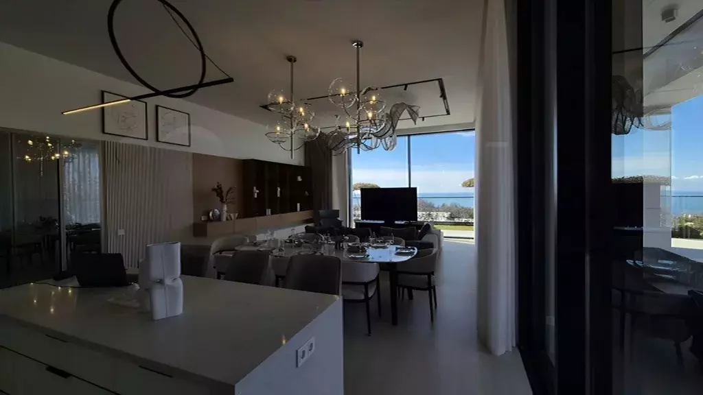 Дом в Краснодарский край, Сочи ул. Ручей Видный, 20/52Б (310 м) - Фото 0