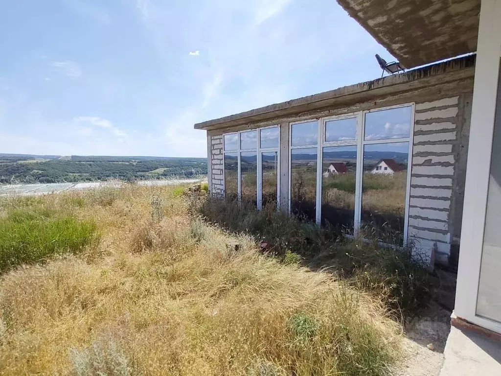 Дом в Севастополь с. Пироговка, ул. Льва Толстого (362 м) - Фото 1