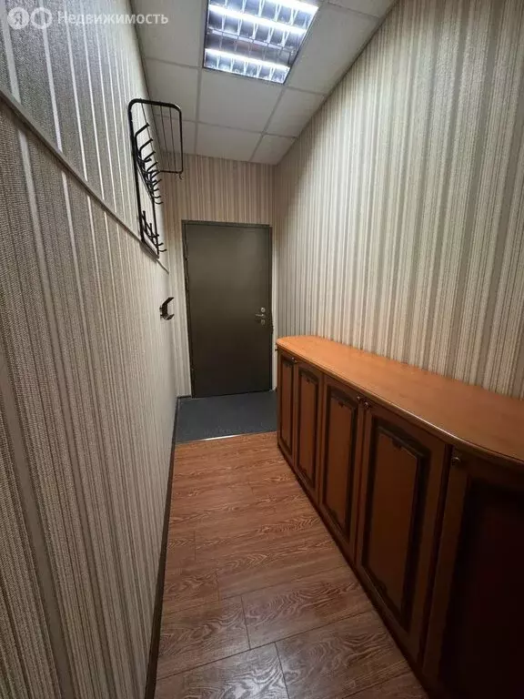 3-комнатная квартира: Уссурийск, Комсомольская улица, 30 (100 м) - Фото 2